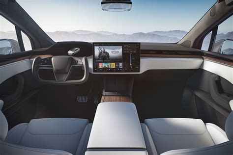 2022 Tesla Model X Interior