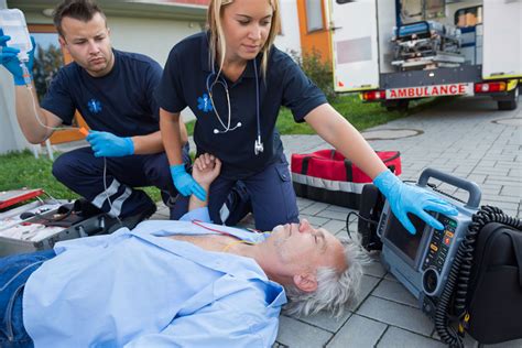 Emergency Preparedness Starts Here: Master EMT Training Online