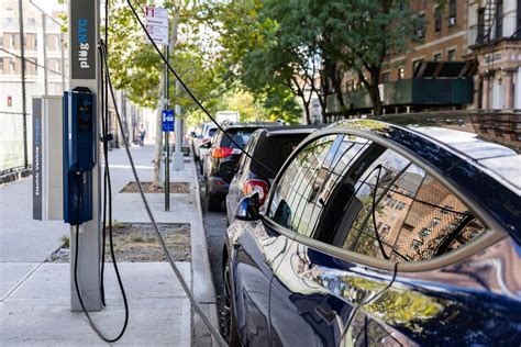 Everything You Need To Know About Charging An Electric Car Bloomberg Everything You Need To Know About Charging An Electric Car Bloomberg