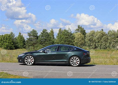 5 Green Tesla Model S Tips
