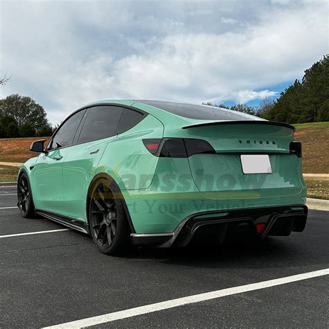 Hansshow Model Y Genuine Carbon Fiber Wide Body Kit For 2022 Tesla