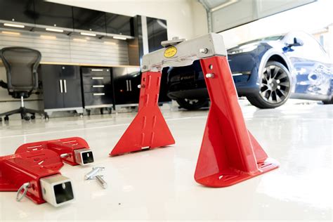 5 Tips for Tesla Model Y Jack