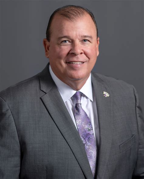 Kerwin Bell: The Playmaker's Journey to Championship Glory