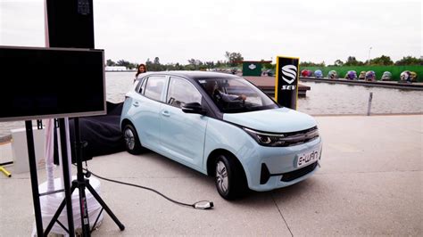 Mexican Solar Panel Manufacturer Joins Electric Vehicle Market Cgtn