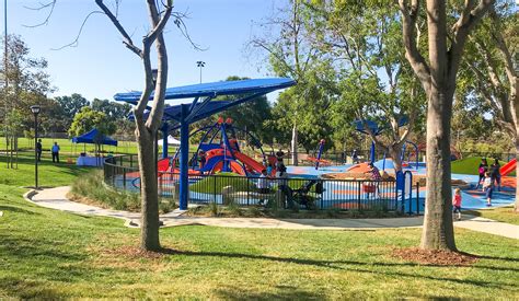 7 Things to Experience at Poinsettia Park for a Perfect Day