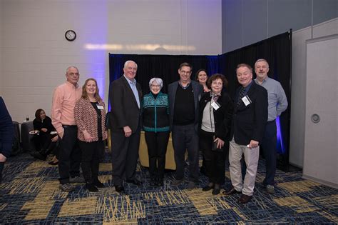 Pullo Center Address