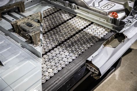 Tesla 4680 Battery Dismantling 3 Redway Battery Tesla 4680 Battery Dismantling 3 Redway Battery