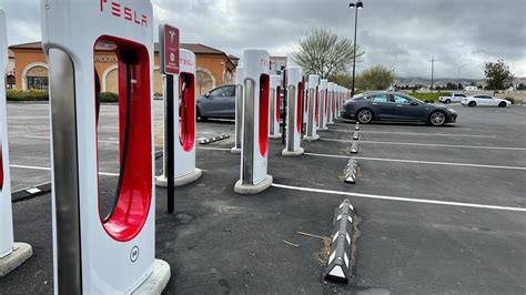 Tesla Charging Hub In Barstow To Have 100 Stations Most In Us Tesla Charging Hub In Barstow To Have 100 Stations Most In Us