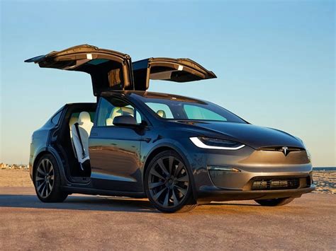 Tesla Model X Reviews Tesla Model X Price Photos And Specs Car Tesla Model X Reviews Tesla Model X Price Photos And Specs Car