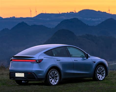 Tesla Model Y Night Drive Experience